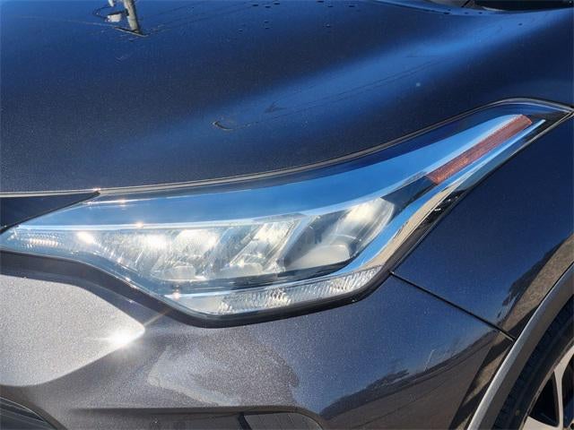 2022 Toyota C-HR XLE