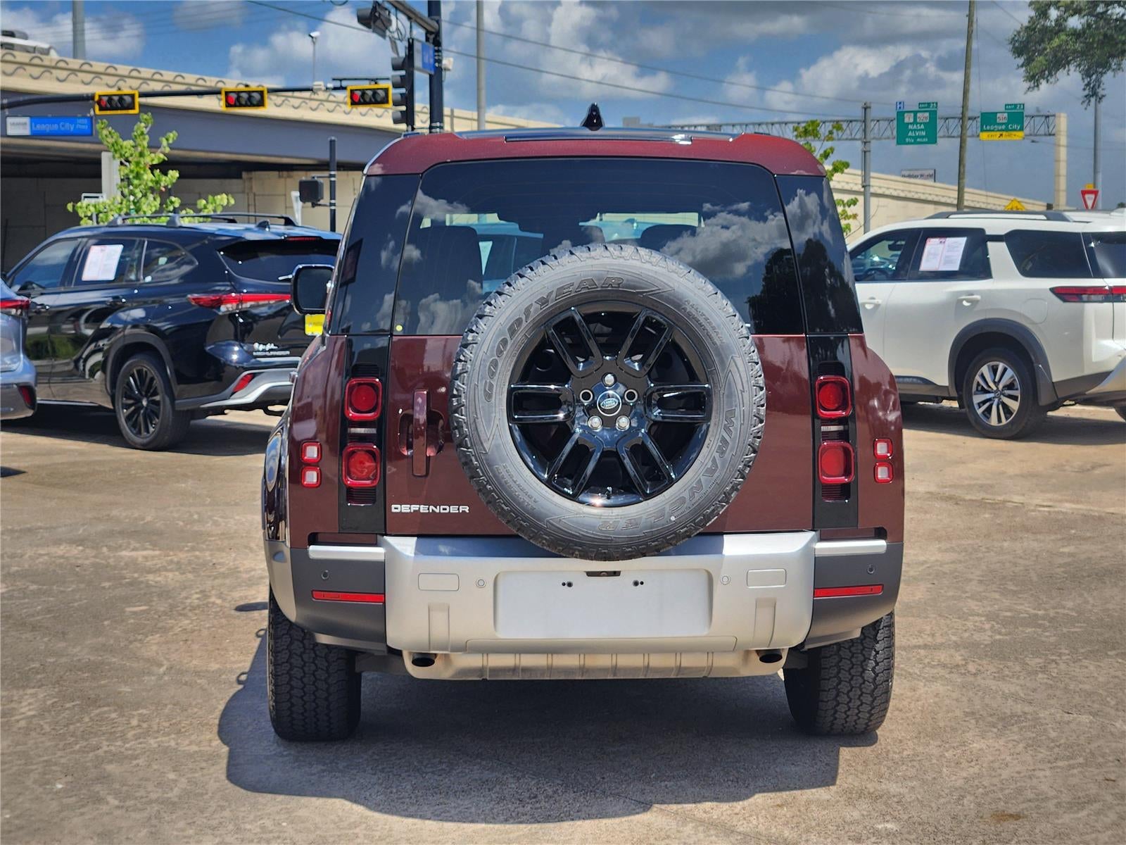 2024 Land Rover Defender S