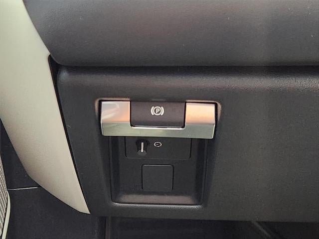 2024 Land Rover Defender S
