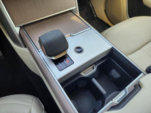 2024 Land Rover Range Rover SE