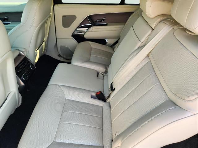 2024 Land Rover Range Rover SE