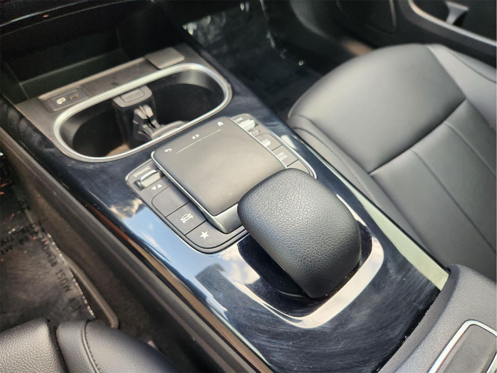 2022 Mercedes-Benz 220 Base
