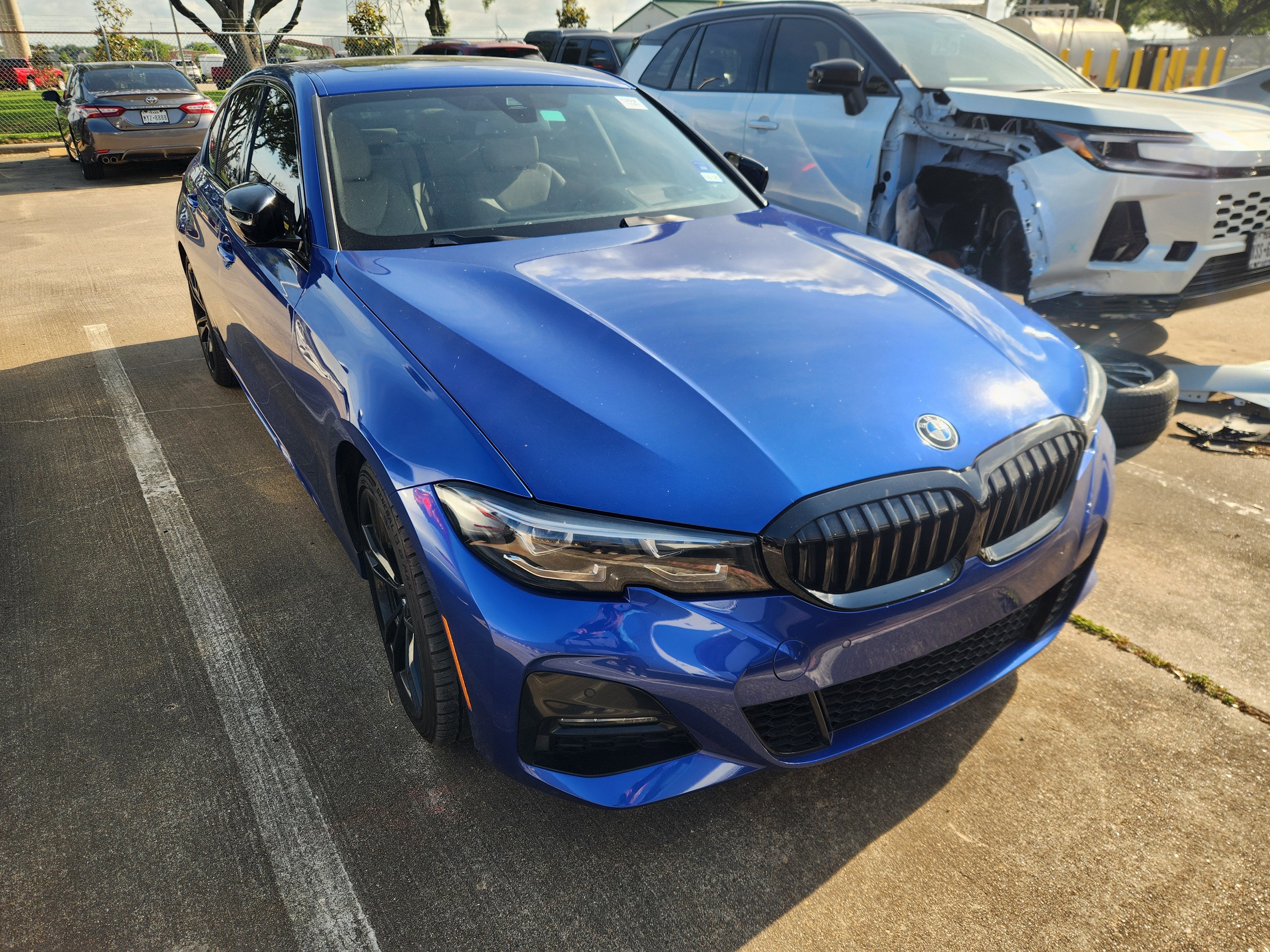 2022 BMW 3 Series 330i Sedan's photo