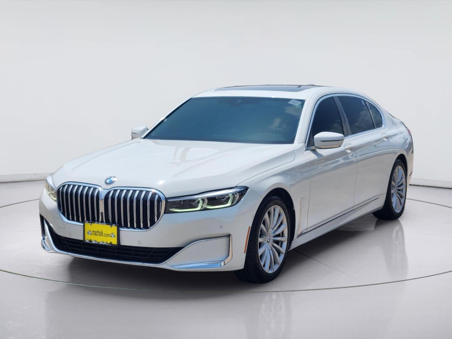 2022 BMW 7 Series 740i