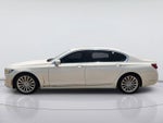 2022 BMW 7 Series 740i