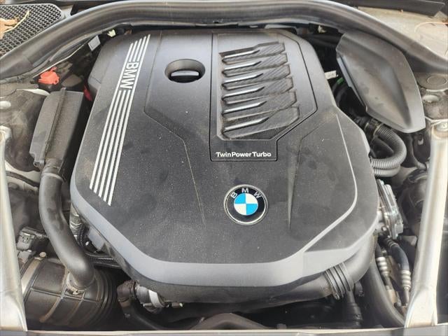 2022 BMW 7 Series 740i