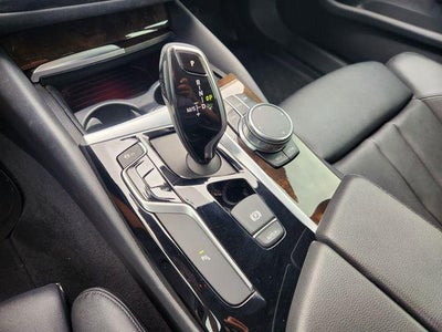 2018 BMW 5 Series 530i