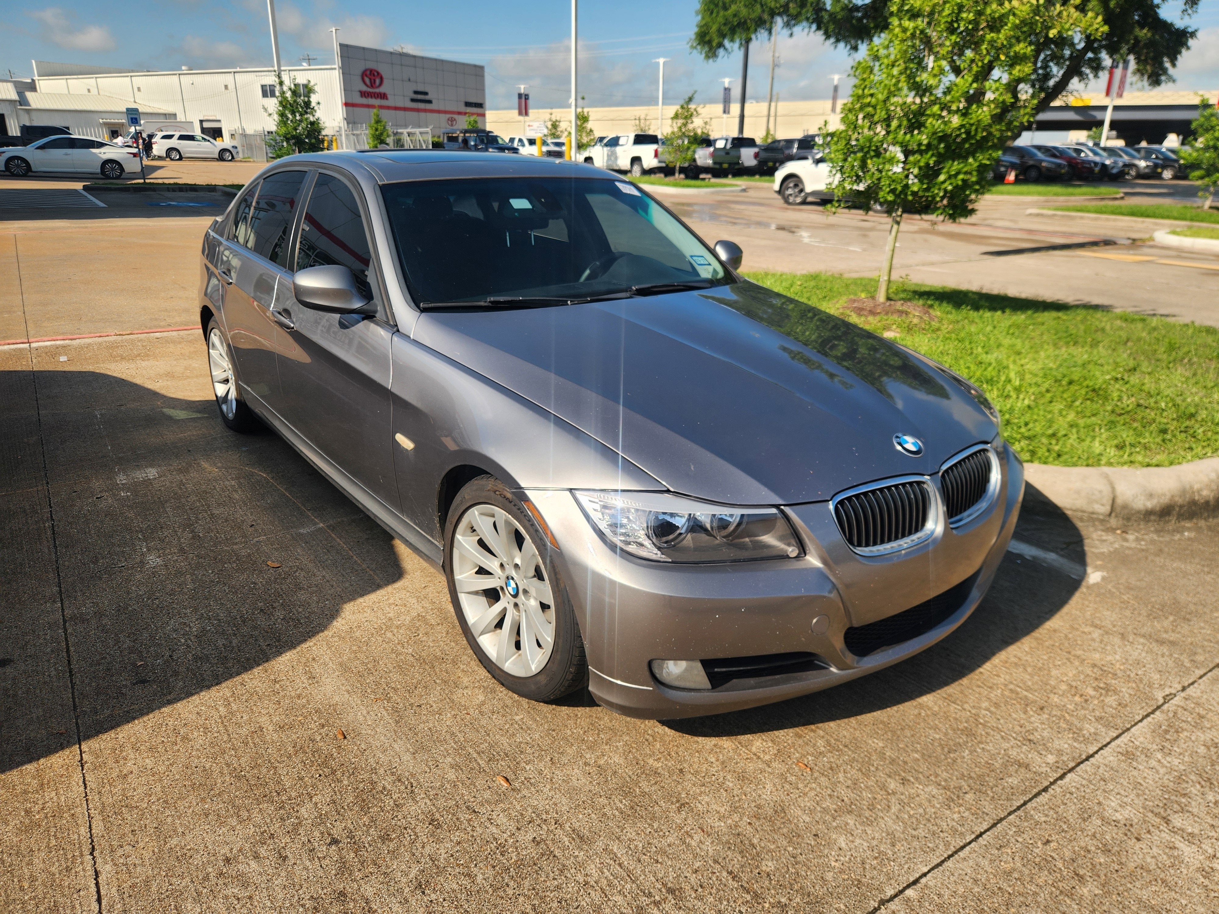 2011 BMW 3 Series 328i Sedan SULEV's photo
