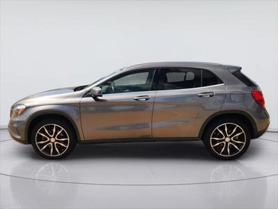 2015 MERCEDES-BENZ TRUCK GLA-CLASS Base