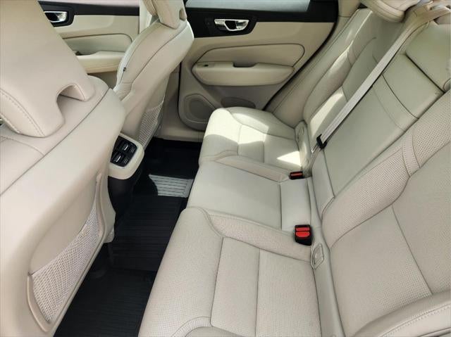 2021 Volvo Xc60 Base