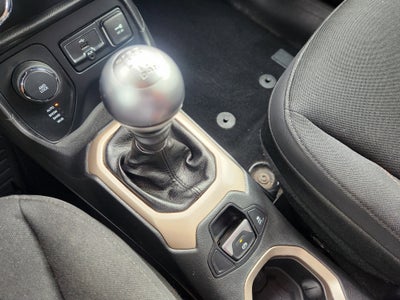 2016 Jeep Renegade Latitude 75th Anniversary Edition