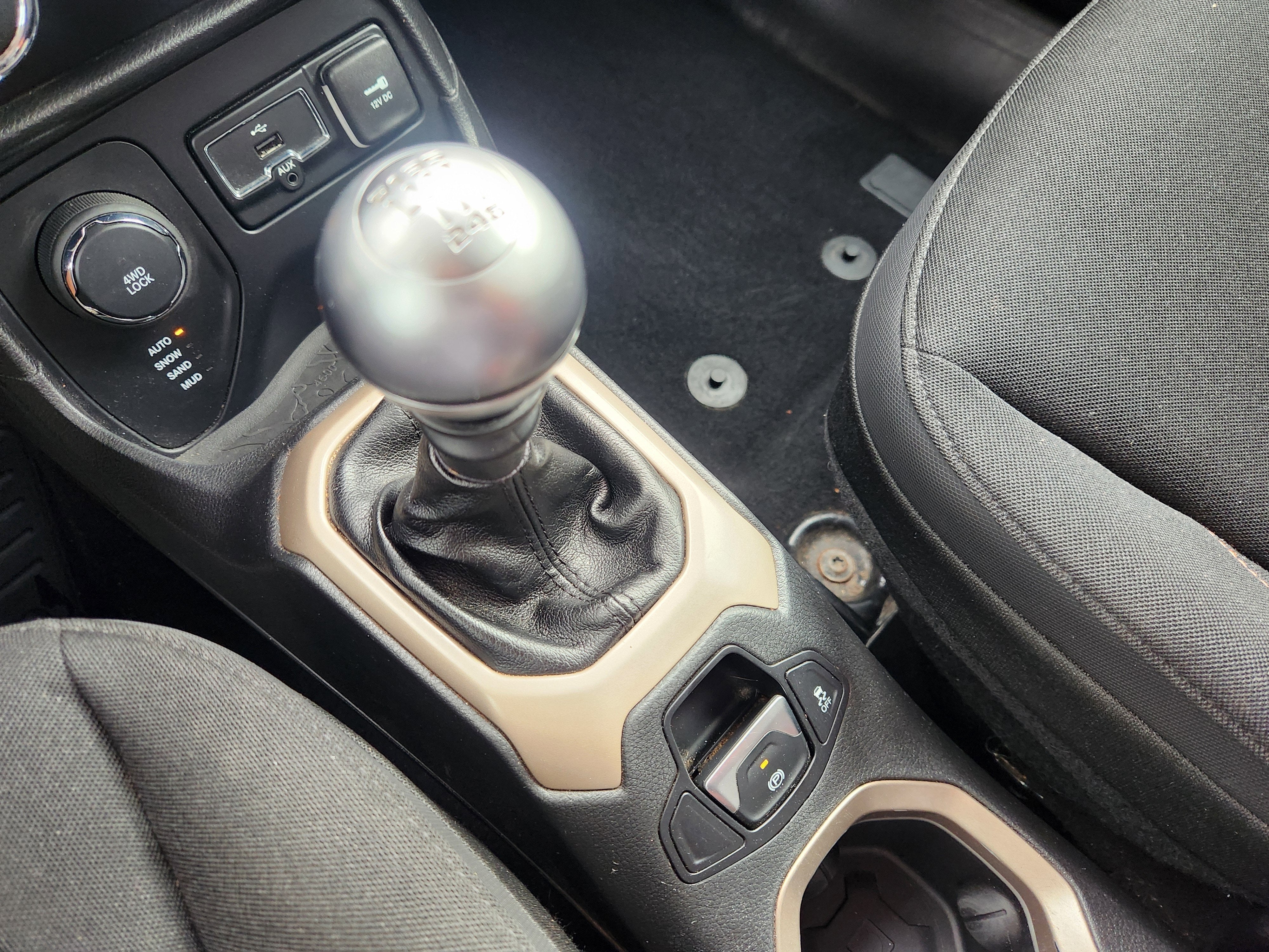 2016 Jeep Renegade Latitude 75th Anniversary Edition