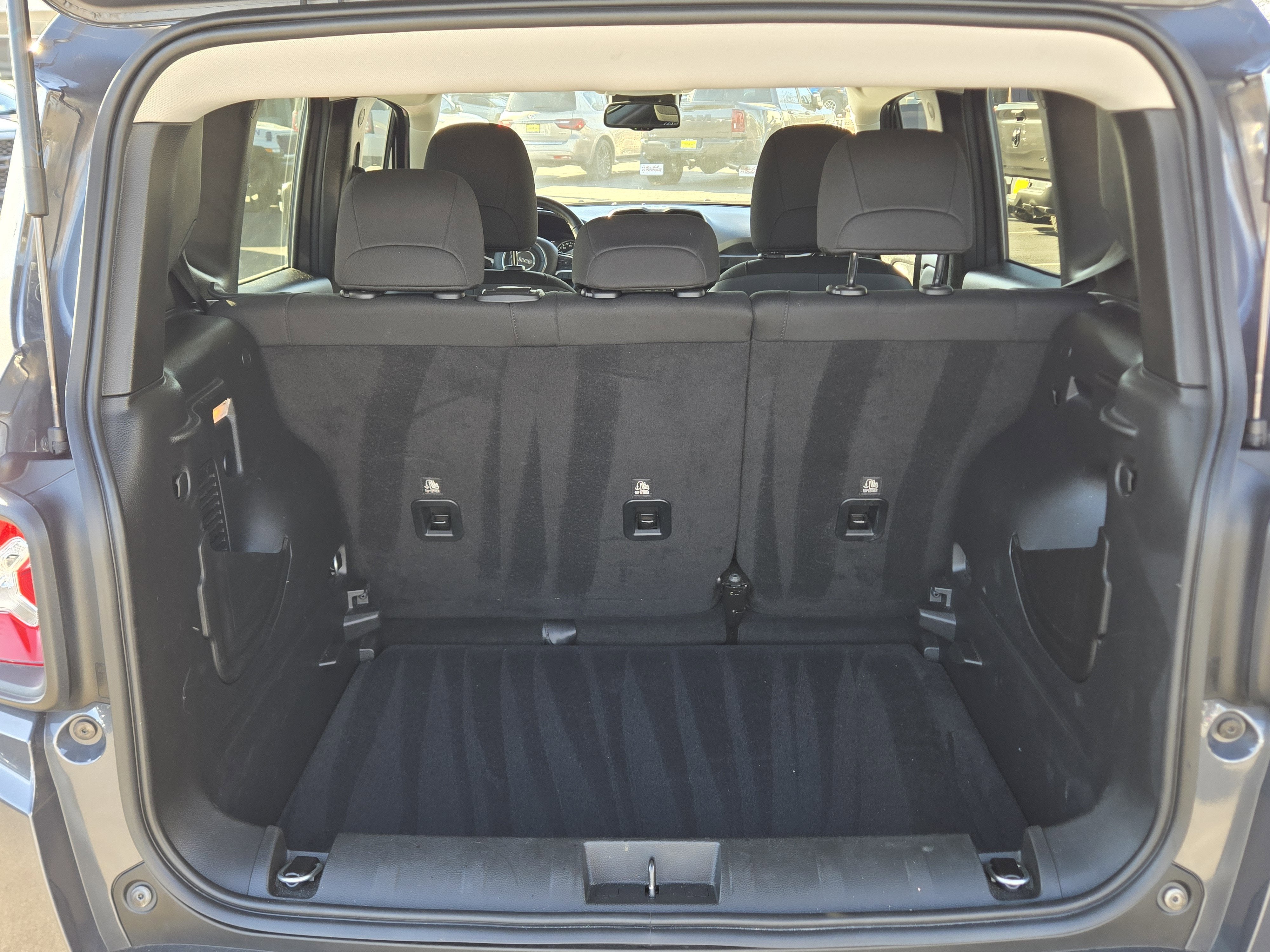 2023 Jeep Renegade Altitude