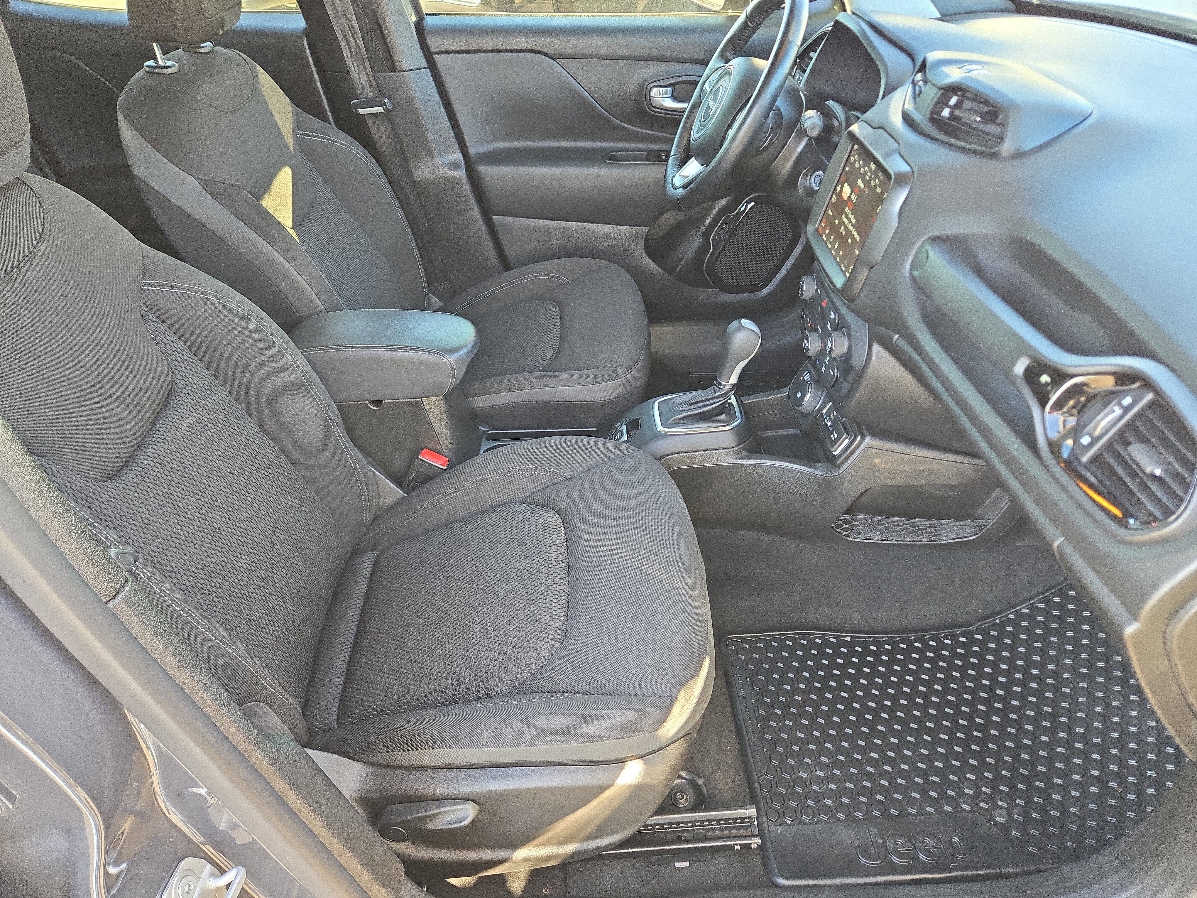 2023 Jeep Renegade Altitude