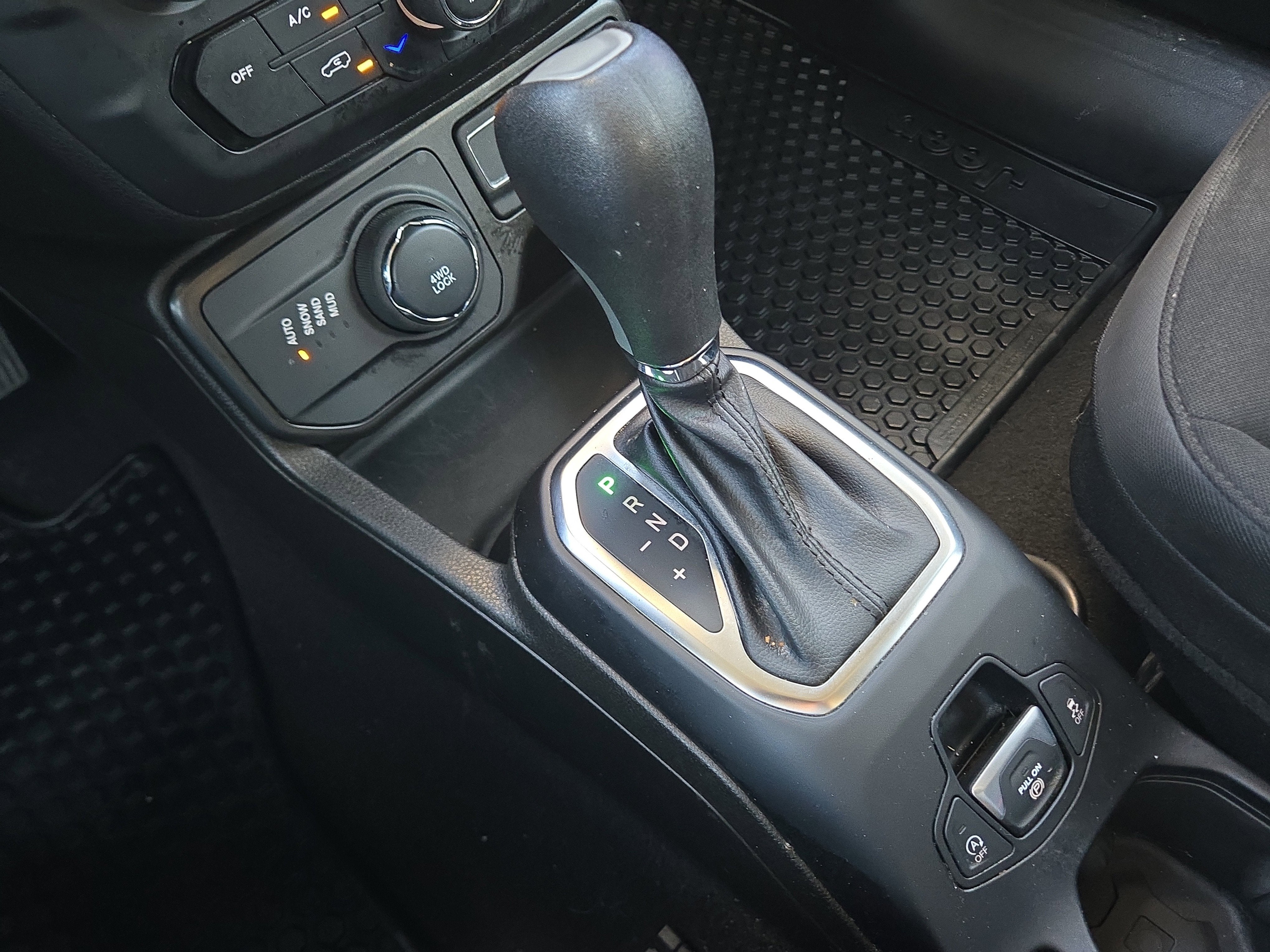 2023 Jeep Renegade Altitude