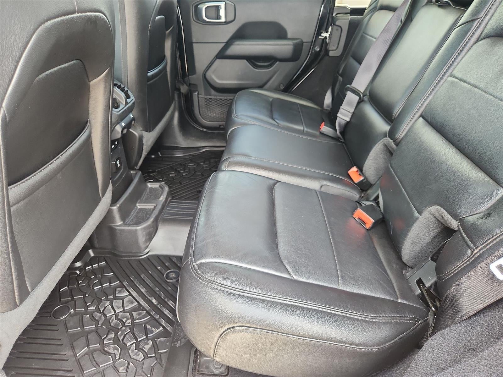 2021 Jeep Wrangler Unlimited Sahara Altitude