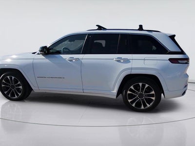 2022 Jeep Grand Cherokee Overland