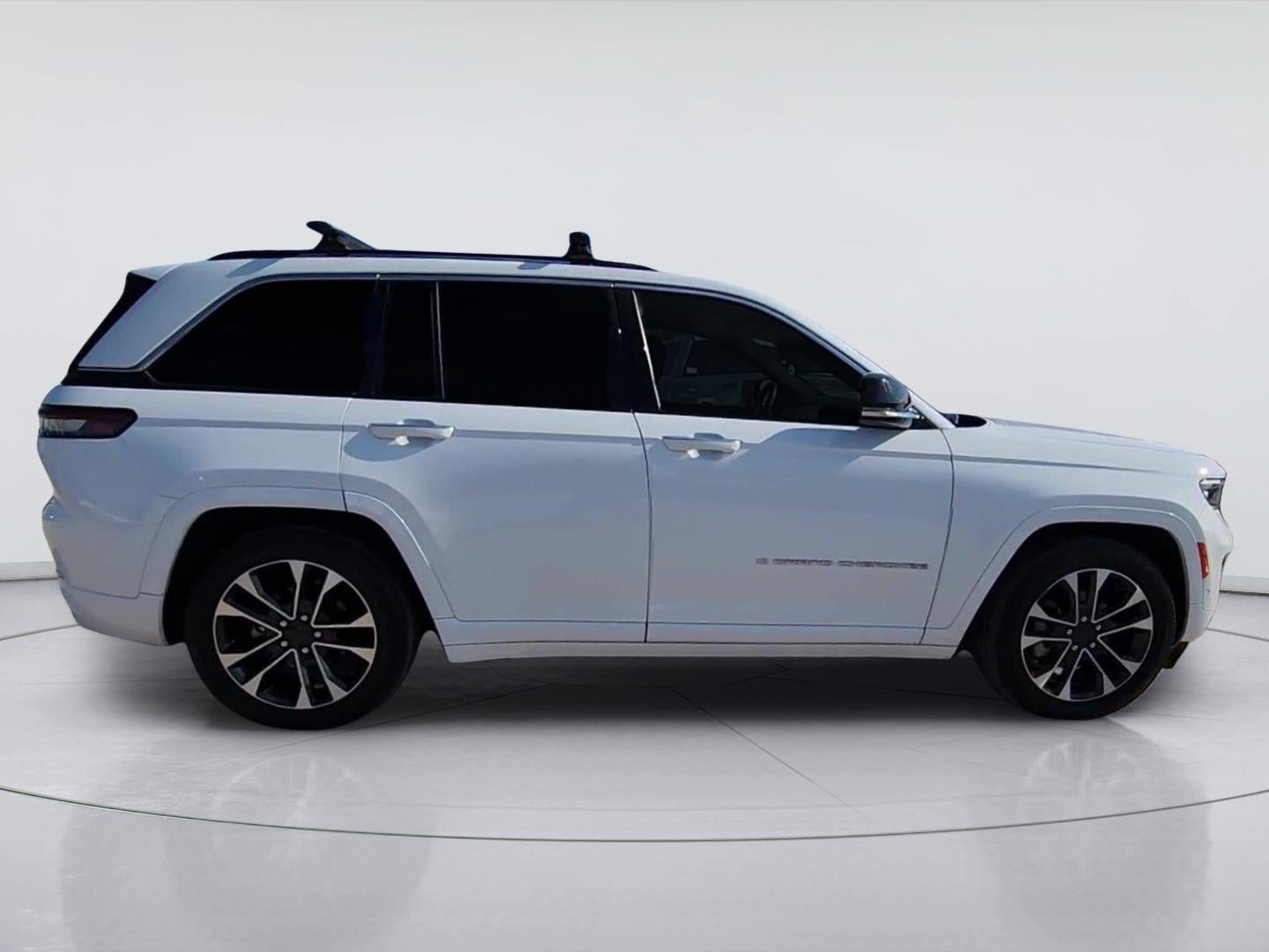 2022 Jeep Grand Cherokee Overland