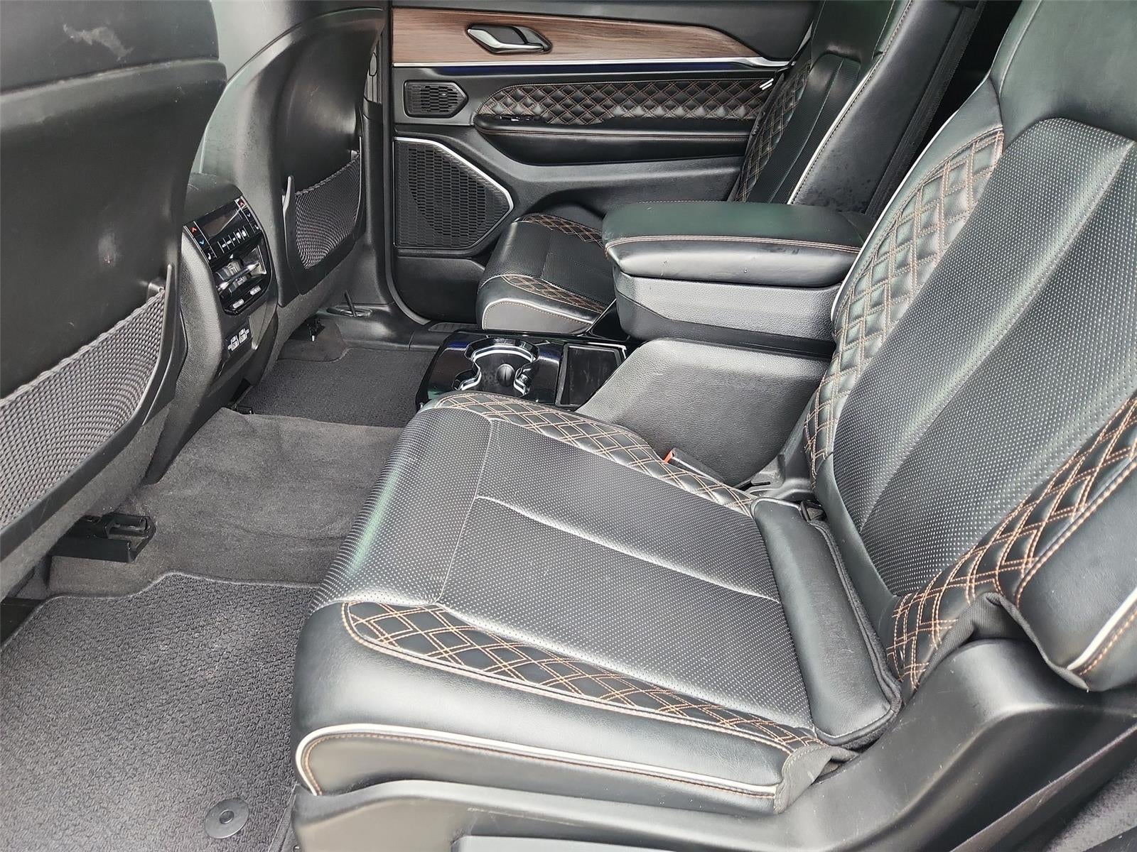 2022 Jeep GRAND CHEROKEE SUMMIT