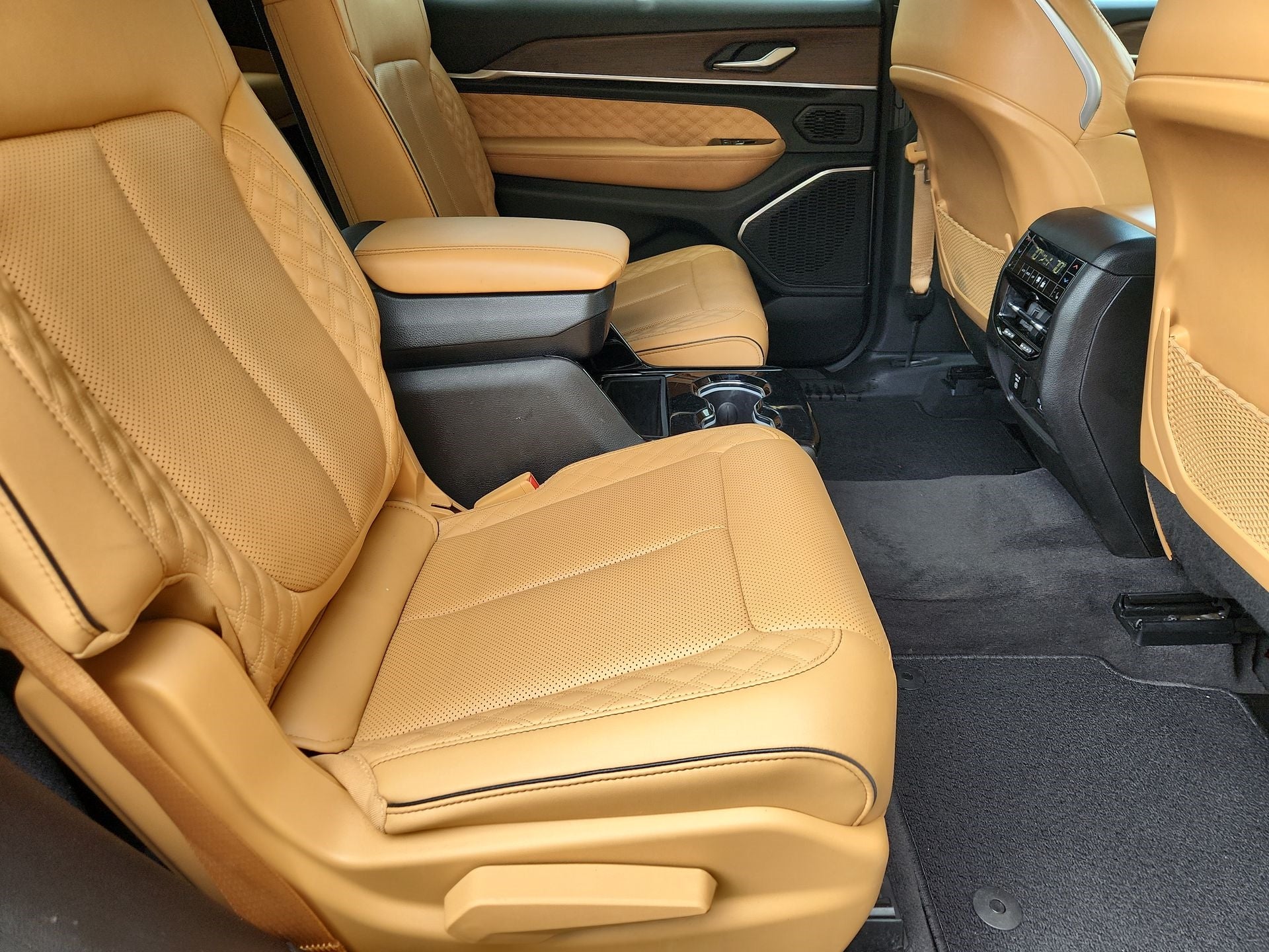 2022 Jeep Grand Cherokee L Summit 4x4