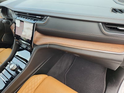 2022 Jeep Grand Cherokee L Summit 4x4