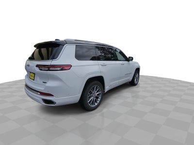 2022 Jeep Grand Cherokee L Summit 4x4