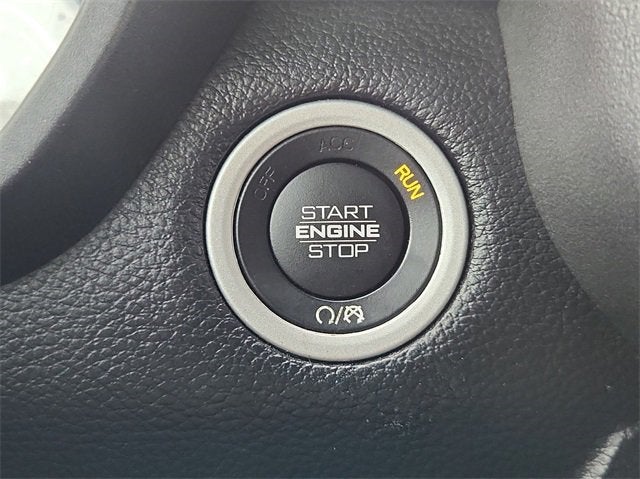2021 RAM 1500 Laramie Crew Cab 4x2 5'7" Box