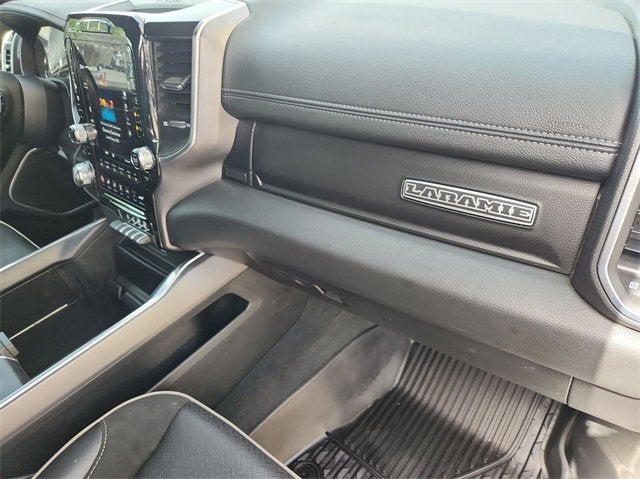 2021 RAM 1500 Laramie Crew Cab 4x2 5'7" Box