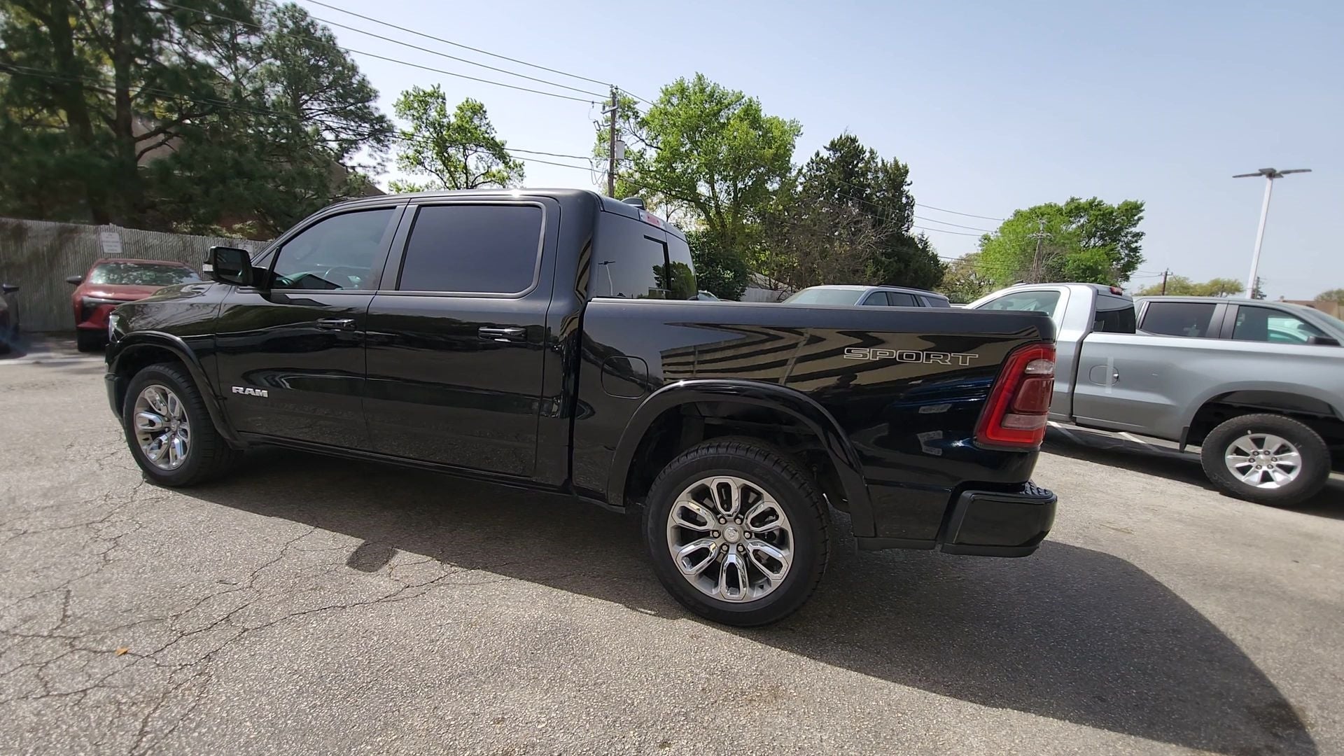 2021 RAM 1500 Laramie Crew Cab 4x2 5'7" Box
