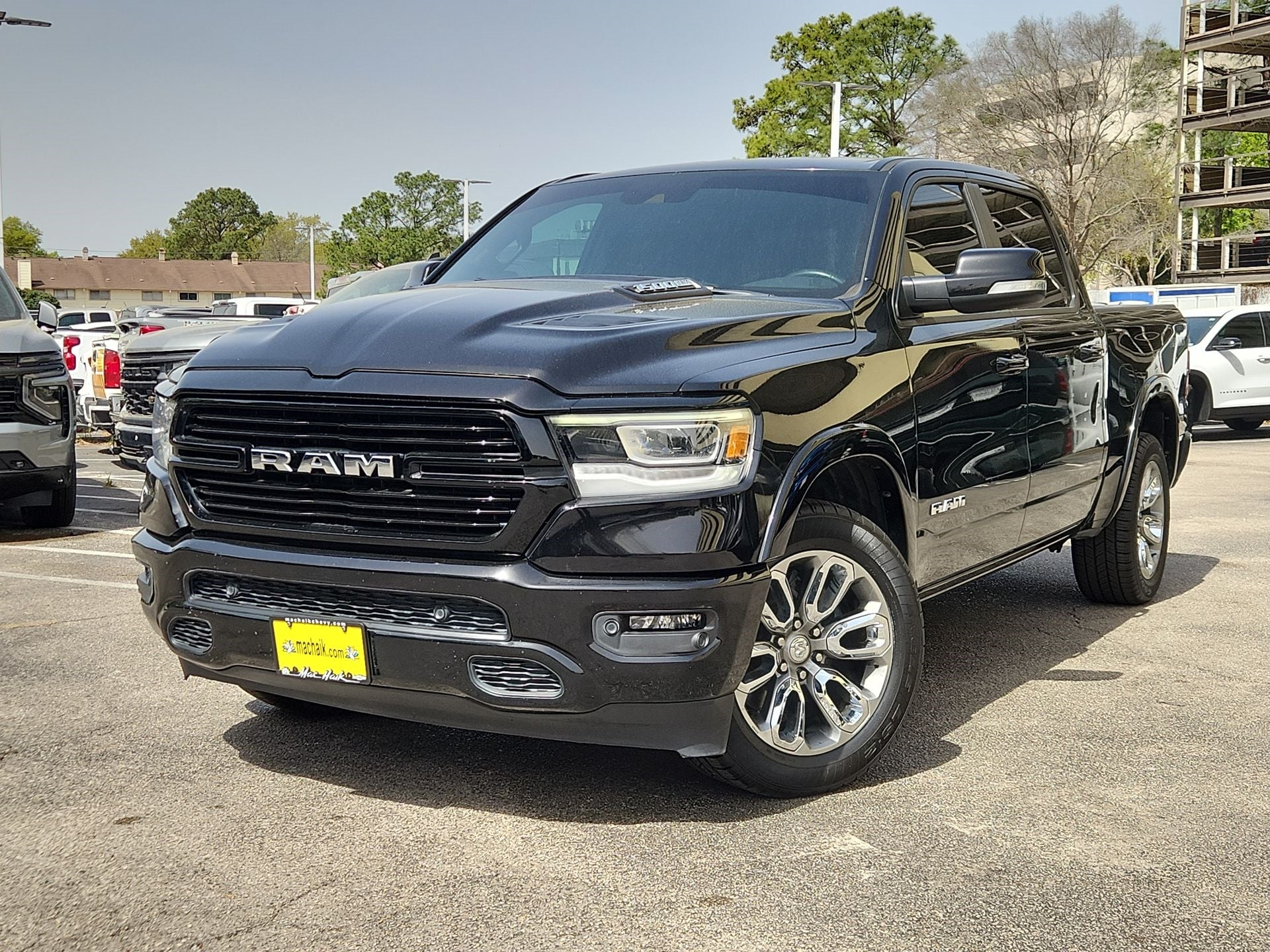 2021 RAM 1500 Laramie Crew Cab 4x2 5'7" Box