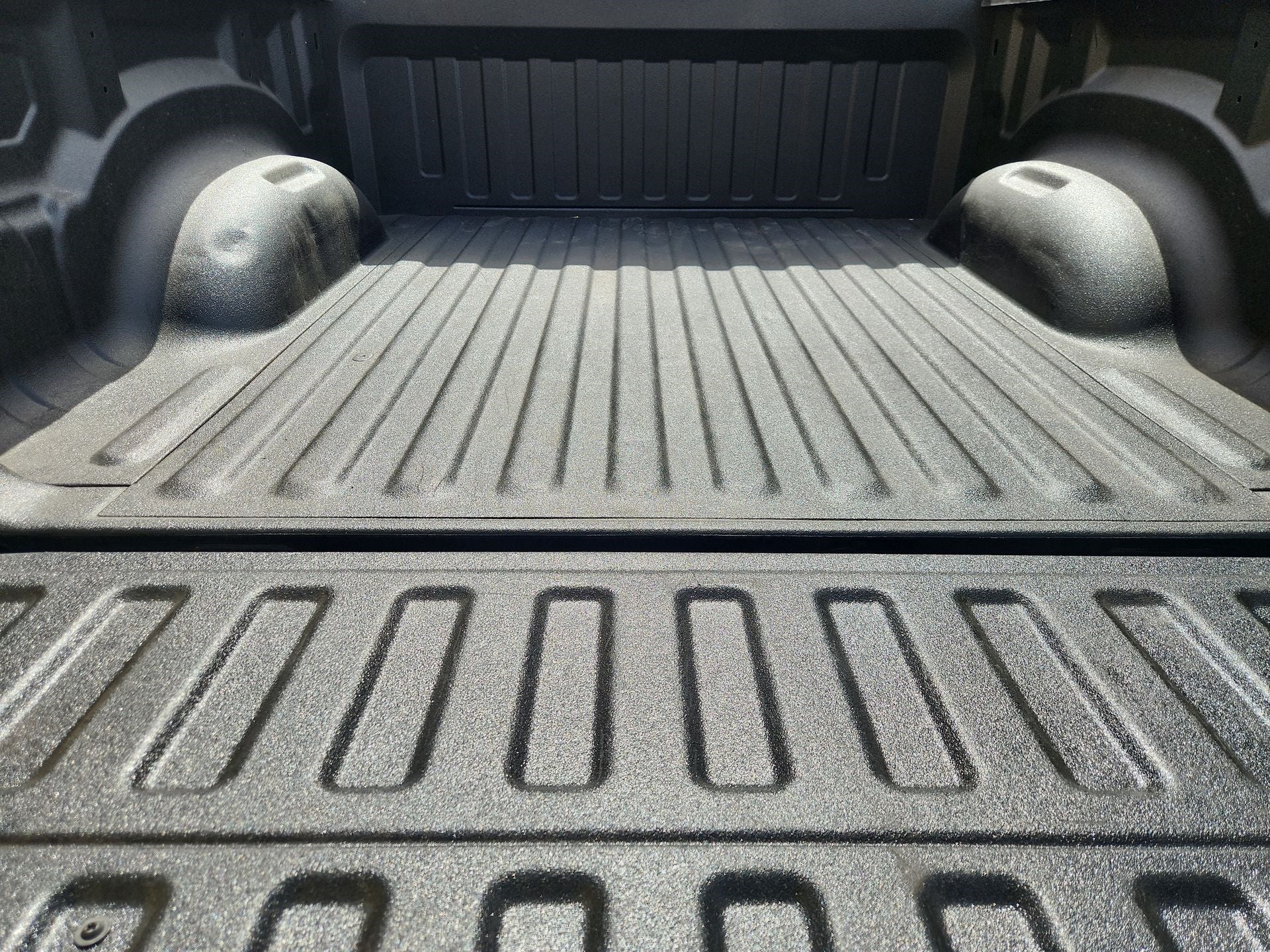 2021 RAM 1500 Laramie Crew Cab 4x2 5'7" Box