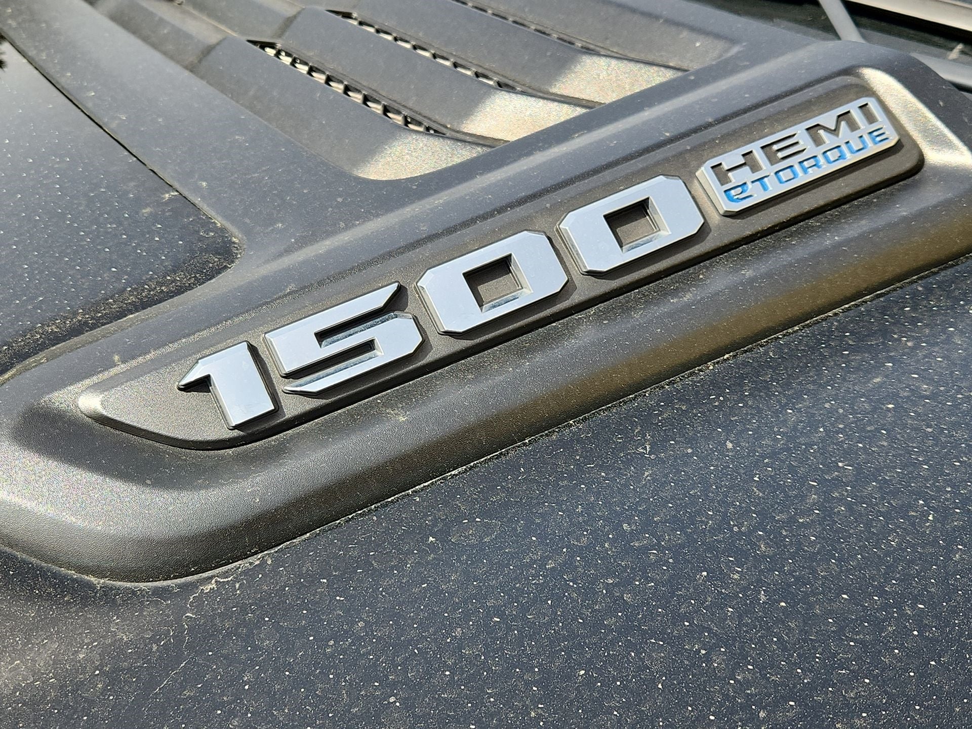 2021 RAM 1500 Laramie Crew Cab 4x2 5'7" Box