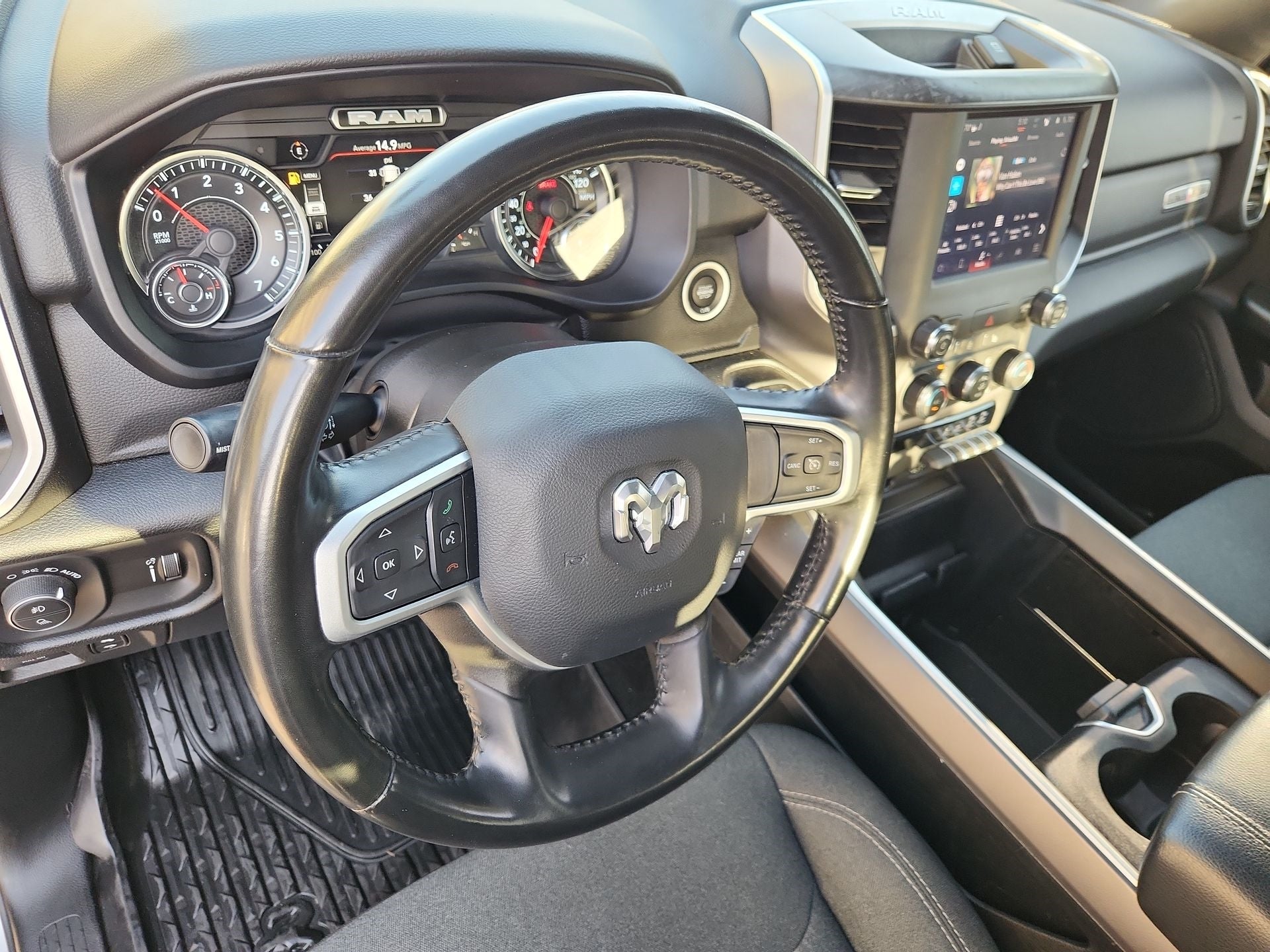 2022 RAM 1500 Lone Star Crew Cab 4x4 5'7" Box