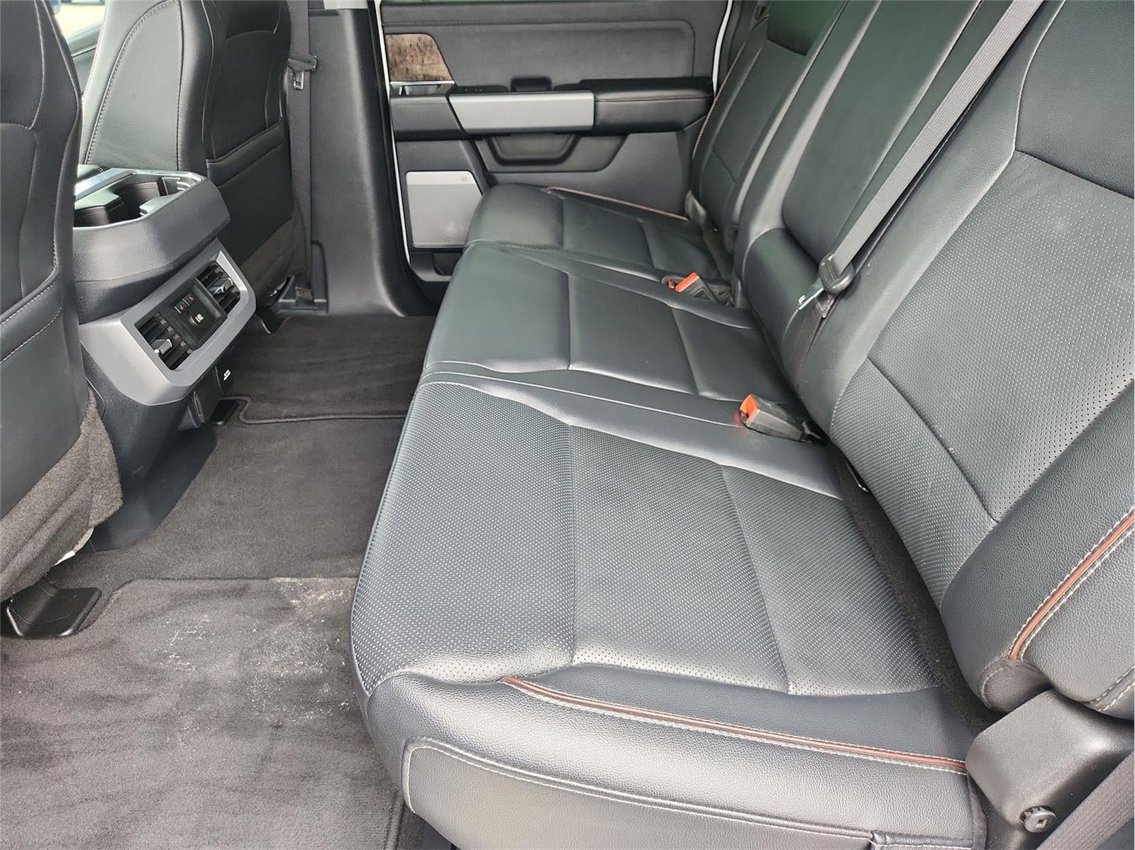 2024 Ford Super Duty F-350 Lariat