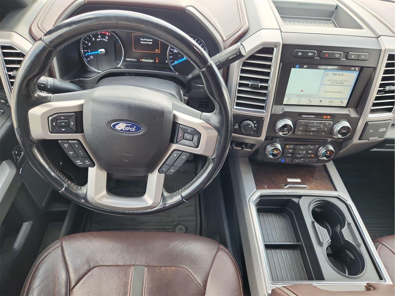 2017 Ford Super Duty F-350 SRW Platinum