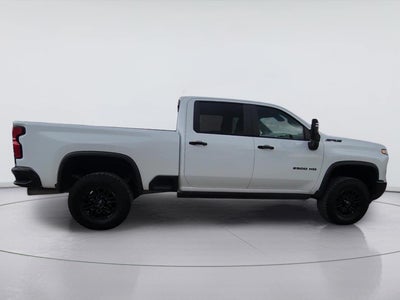 2024 Chevrolet Silverado 2500HD ZR2