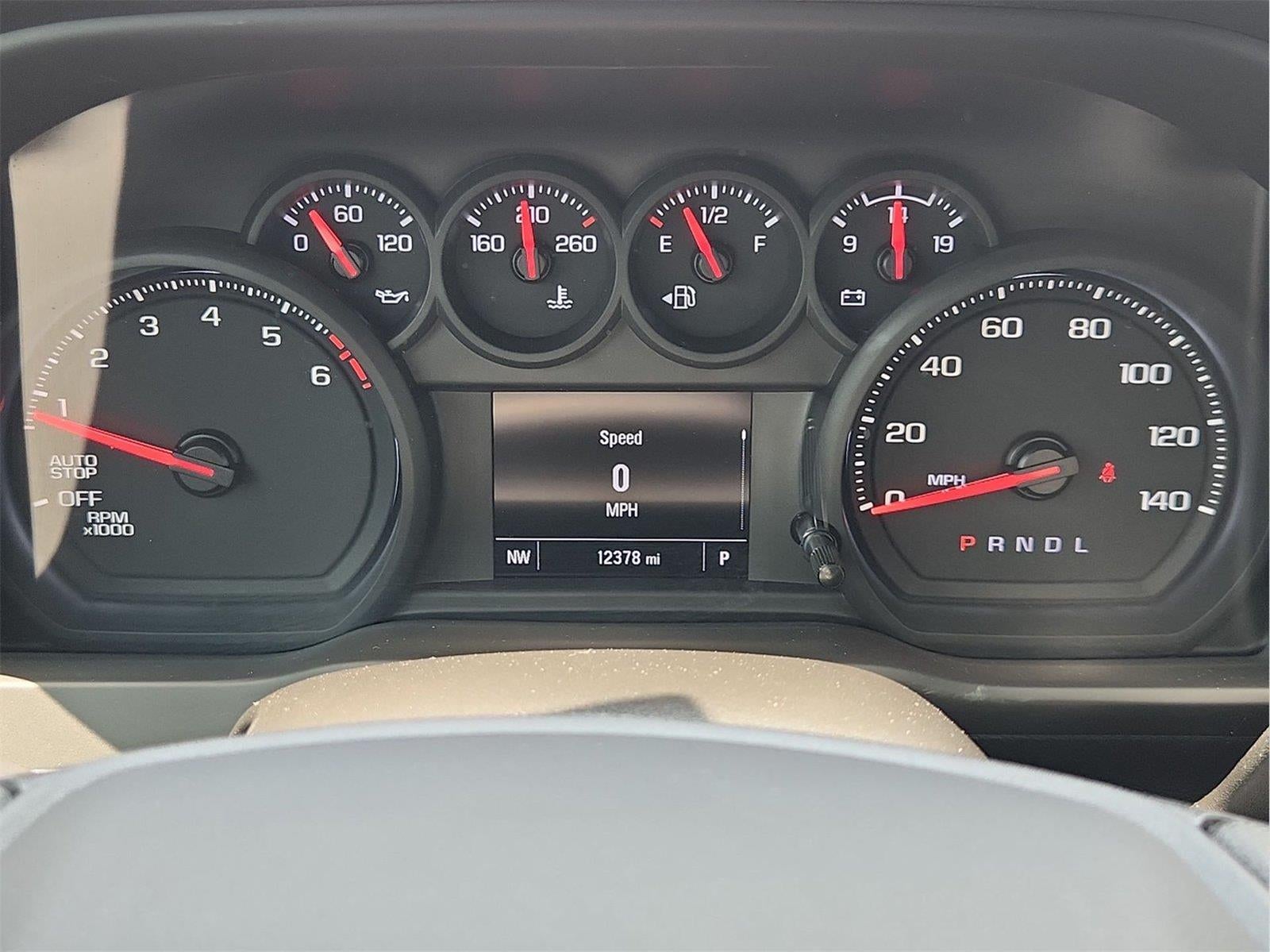 2025 Chevrolet Silverado 1500 Custom