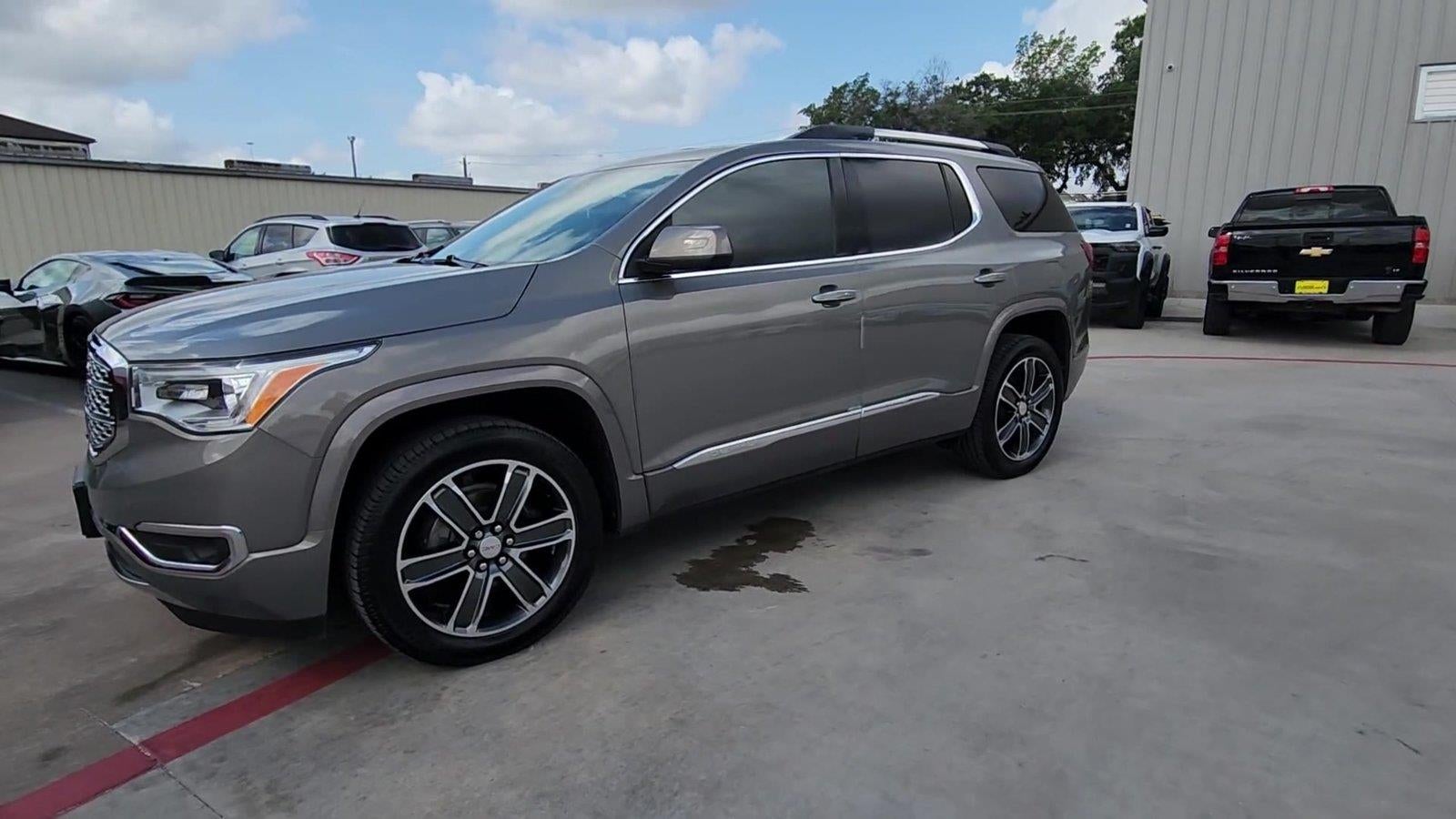 2019 GMC Acadia Denali