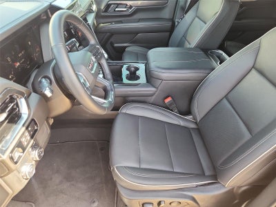 2025 GMC Yukon Elevation