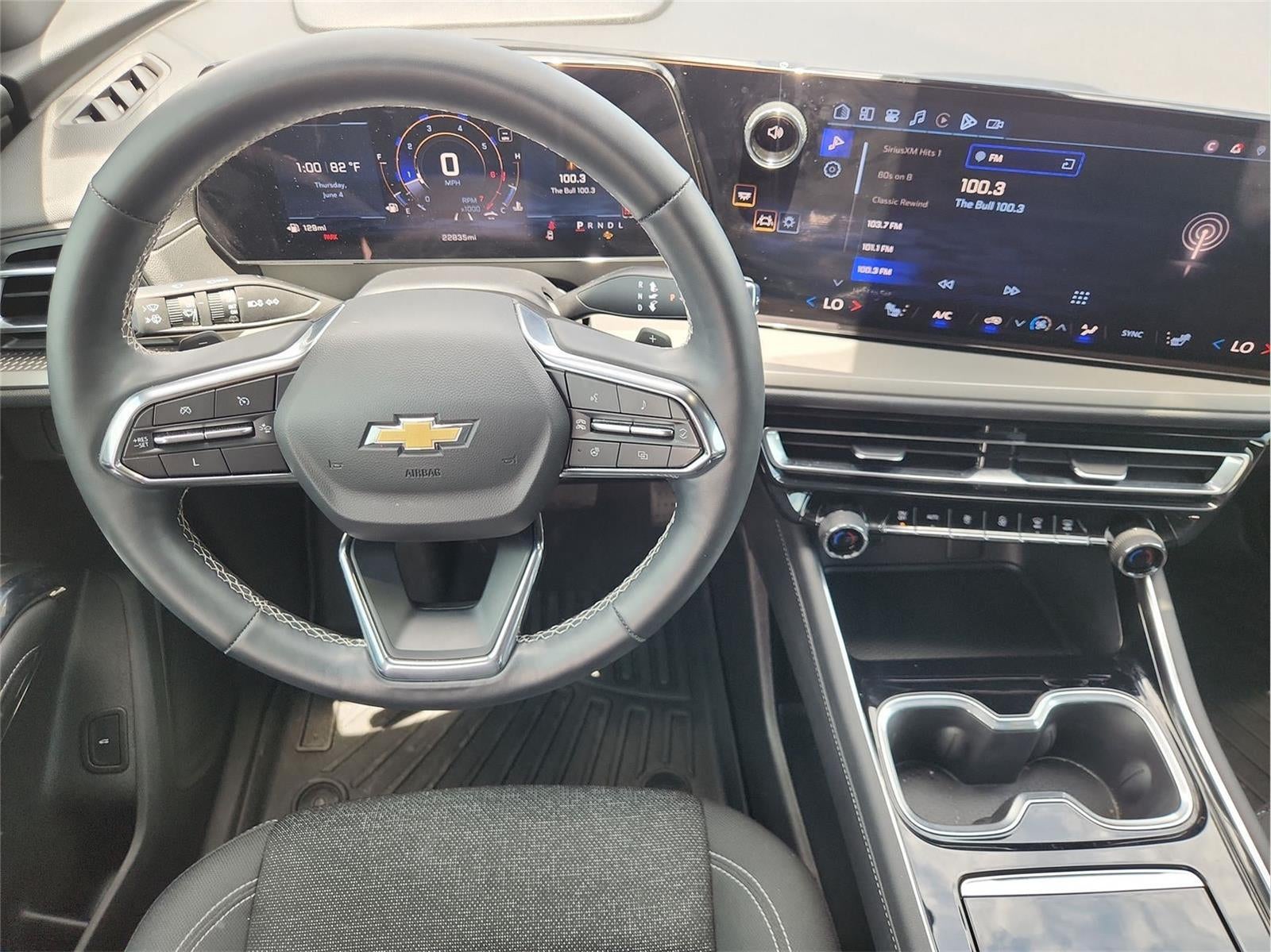 2024 Chevrolet Traverse FWD LS