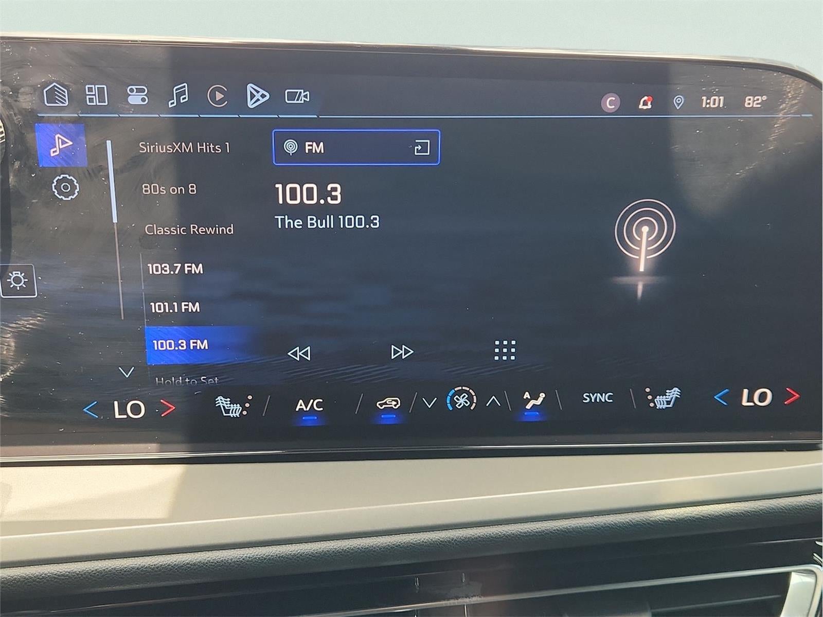 2024 Chevrolet Traverse FWD LS