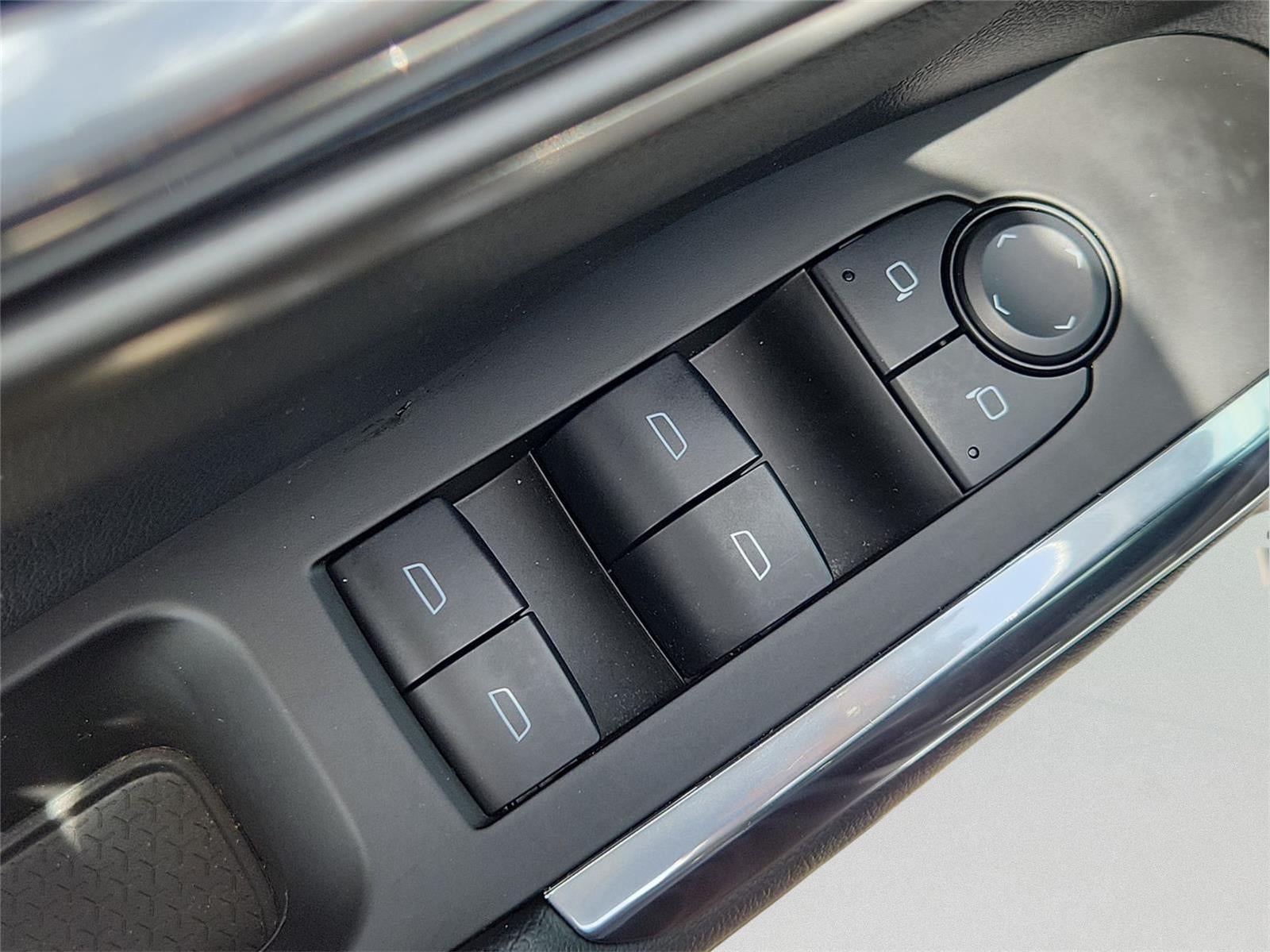 2024 Chevrolet Traverse FWD LS