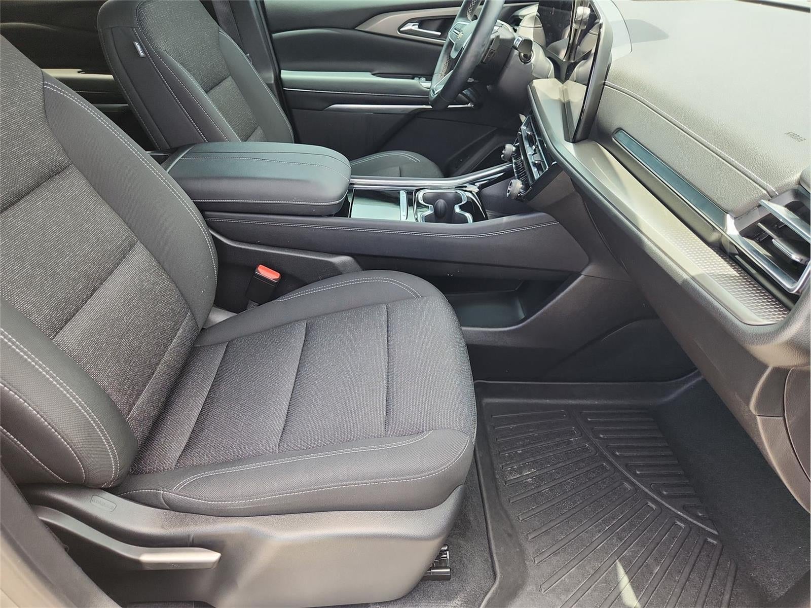 2024 Chevrolet Traverse FWD LS