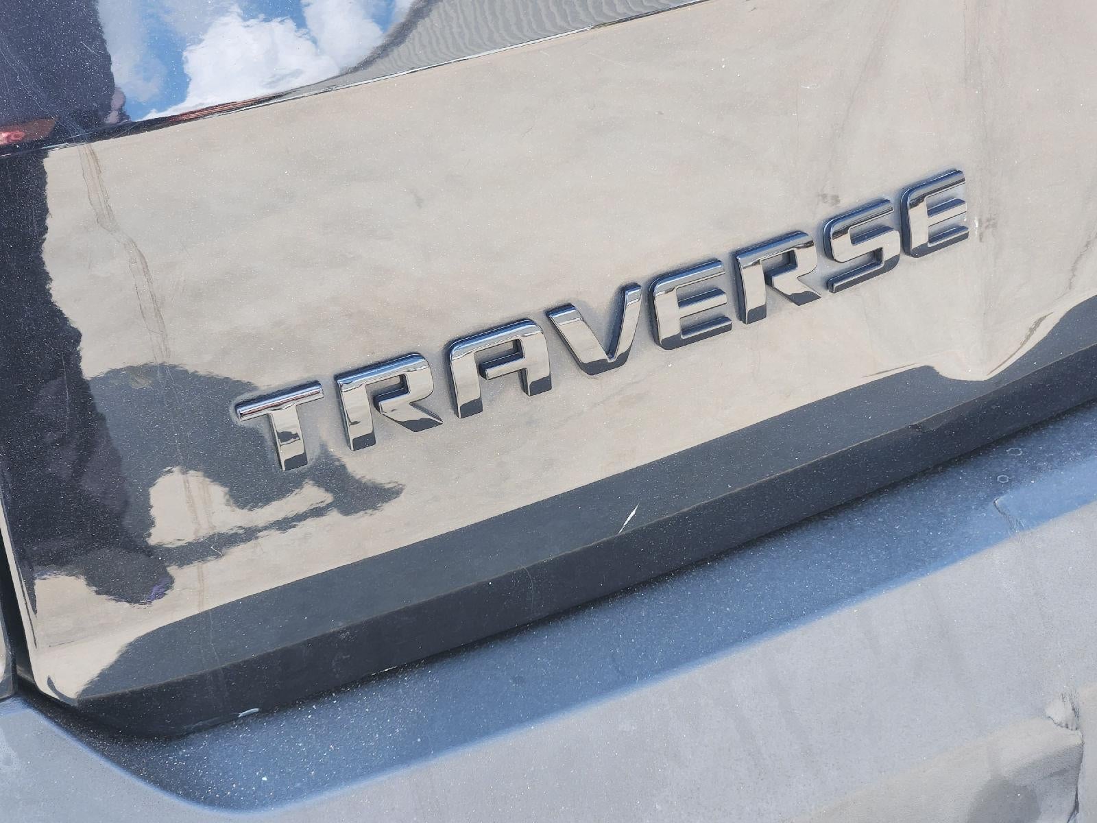 2022 Chevrolet Traverse LS
