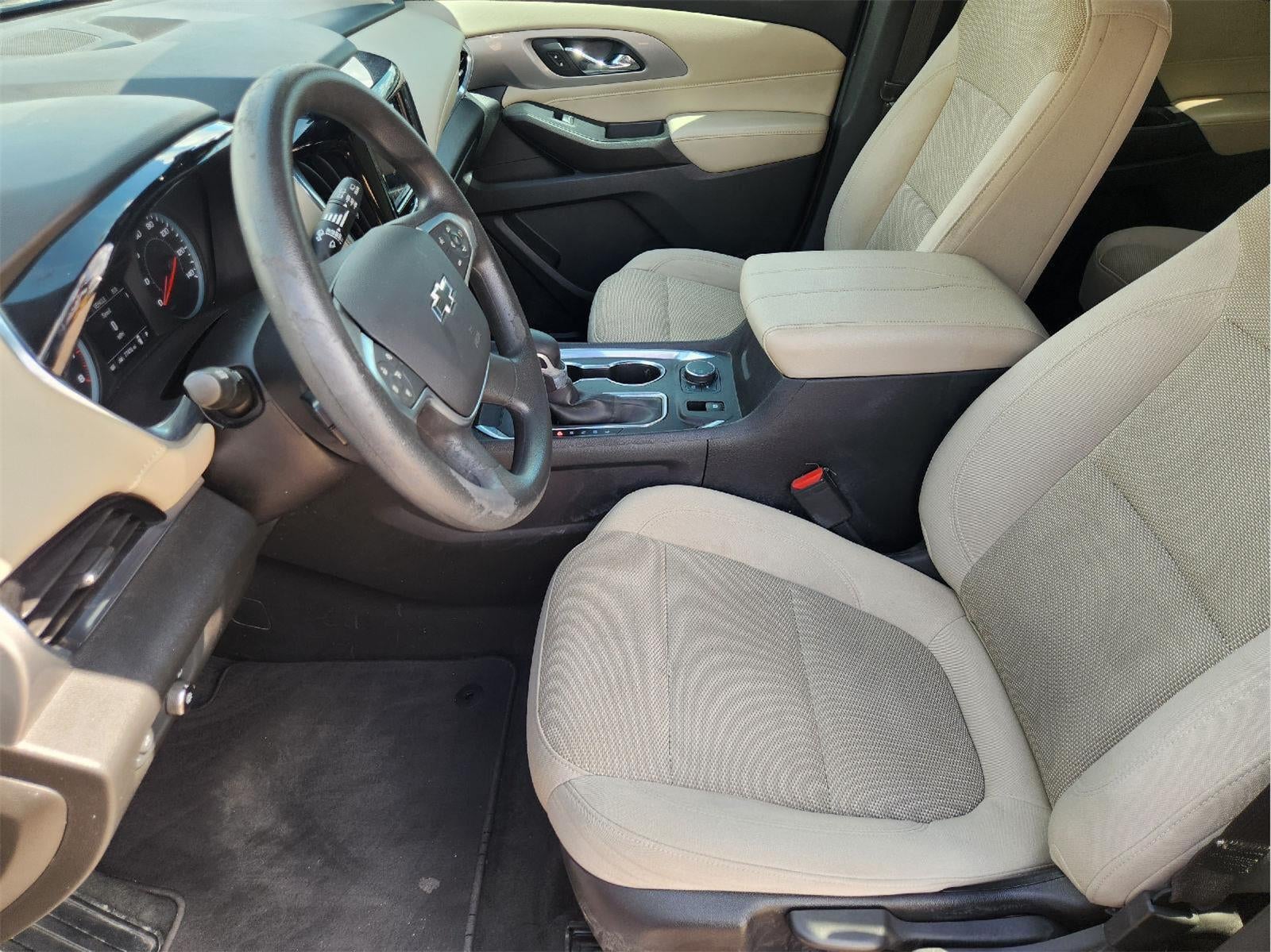 2022 Chevrolet Traverse LS