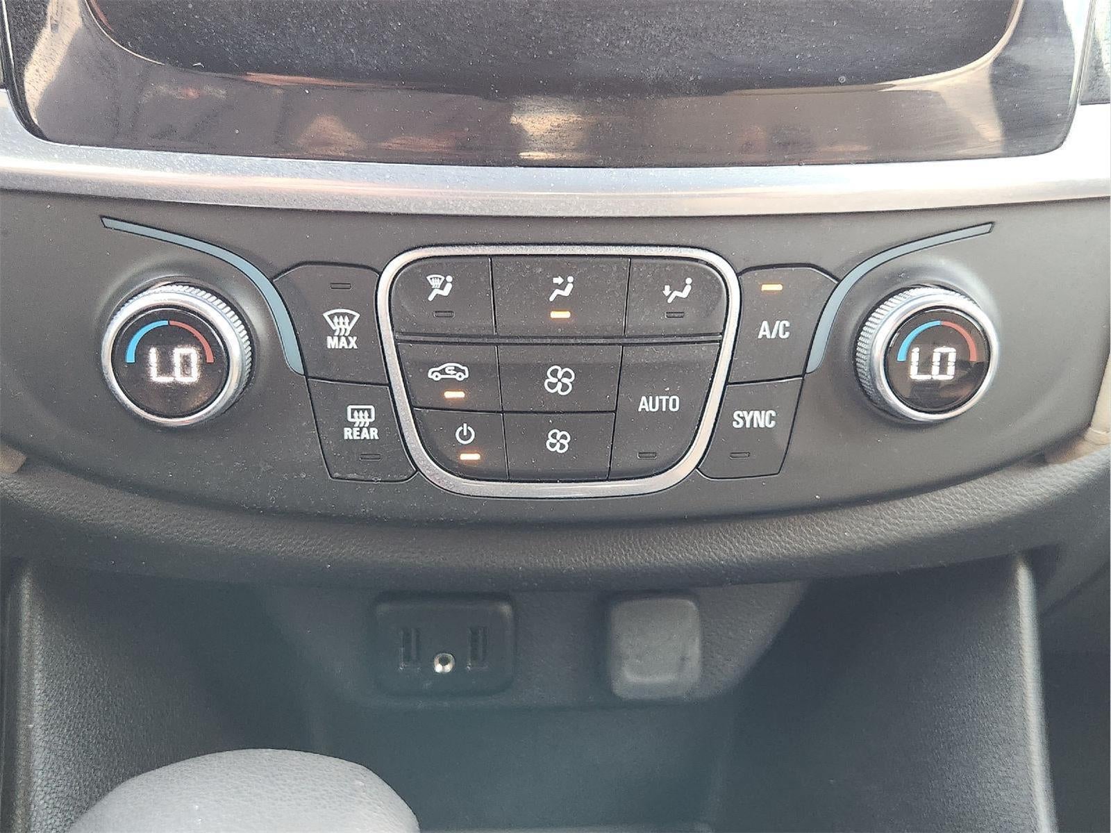2022 Chevrolet Traverse LS