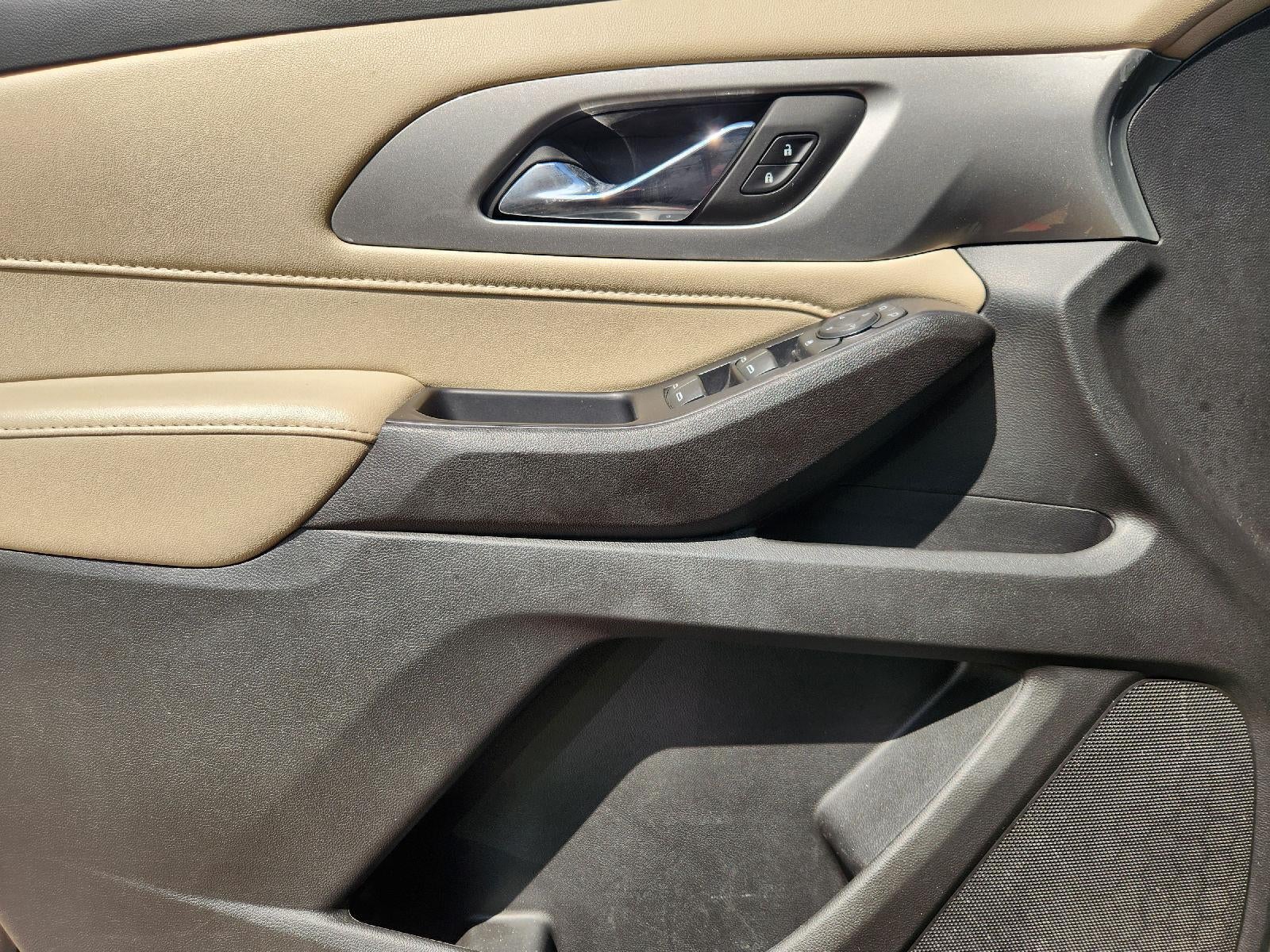 2022 Chevrolet Traverse LS