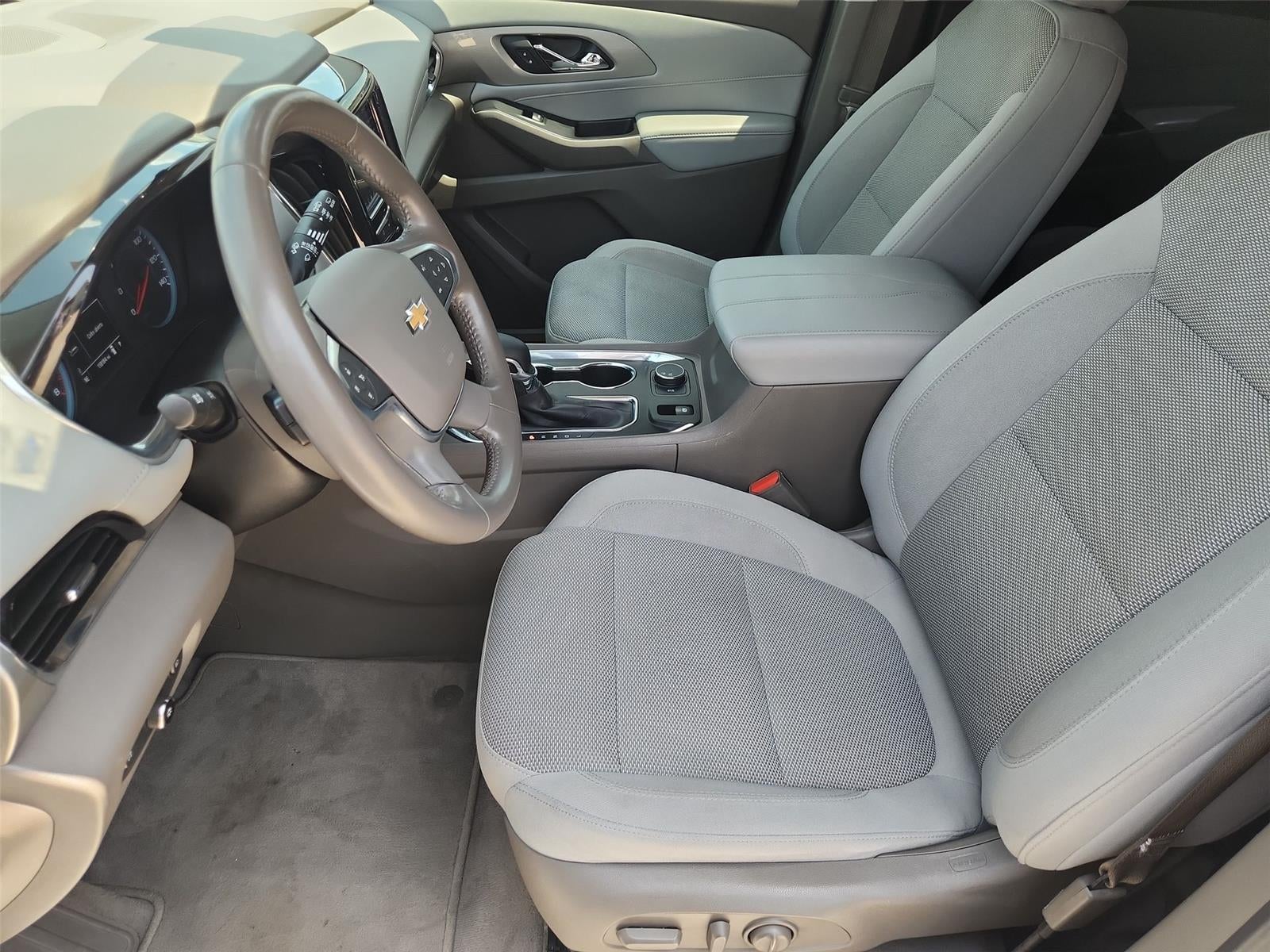 2021 Chevrolet TRAVERSE LT