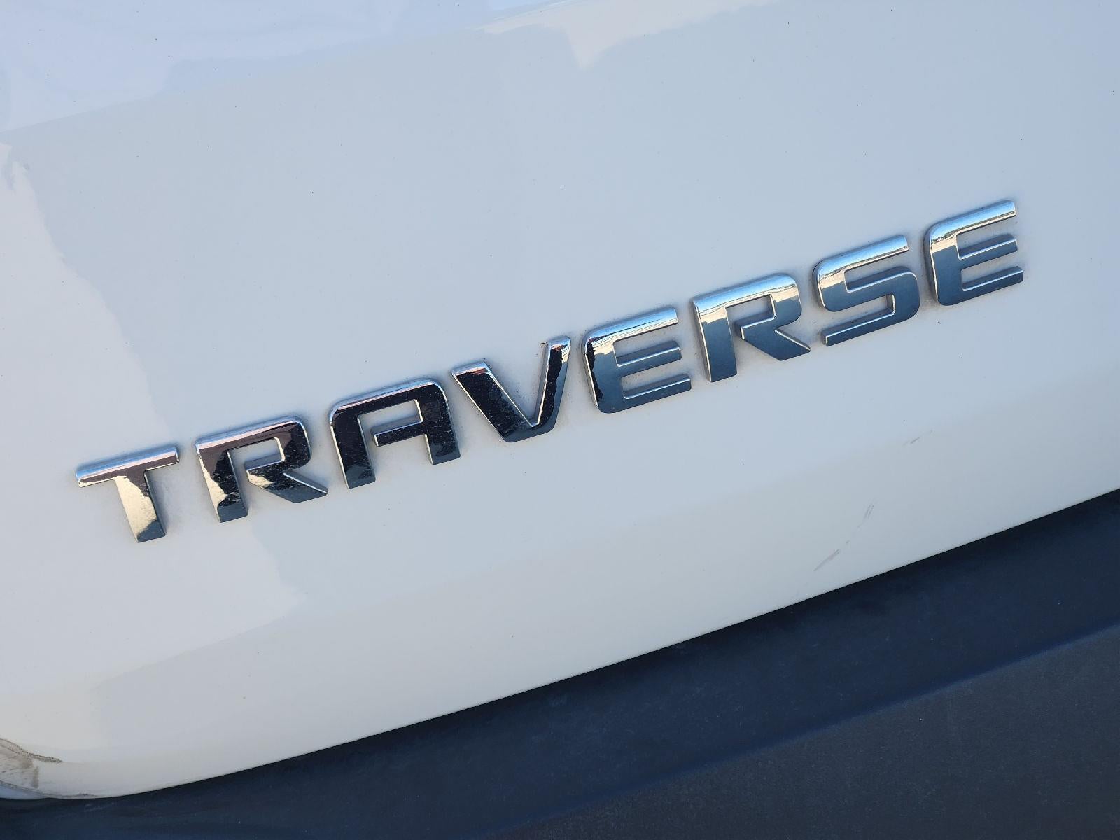 2023 Chevrolet Traverse LT Cloth