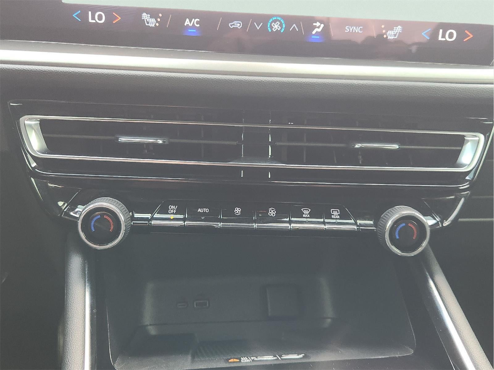 2025 Chevrolet Traverse FWD LT